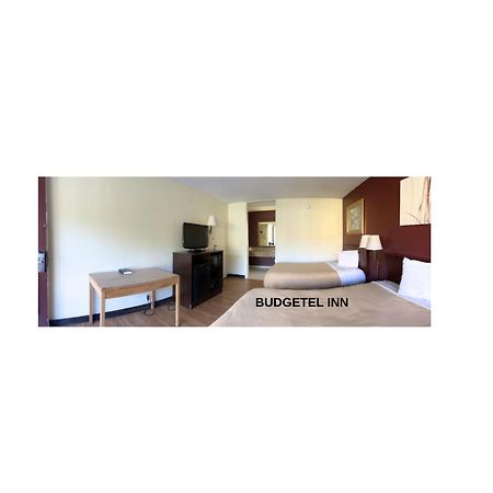 Budgetel Inn Phenix City Exterior photo