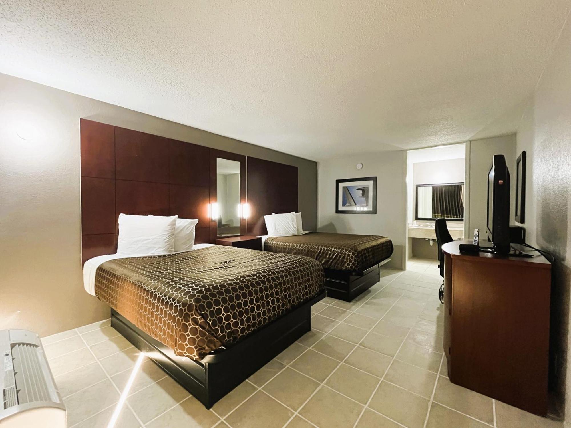 Budgetel Inn Phenix City Exterior photo